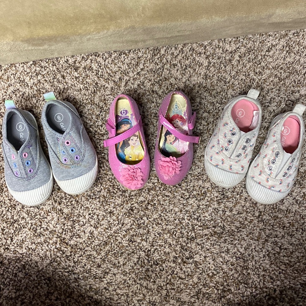 Size 6 girl shoe bundle